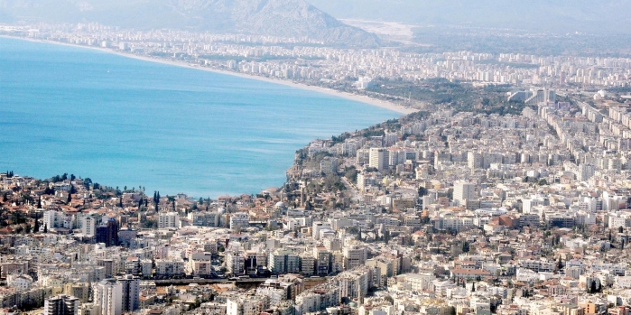 Konut satışlarında rekorun önündeki iki engel
